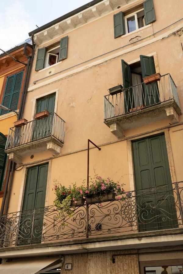 Il Nido Di Irena A Verona Dış mekan fotoğraf